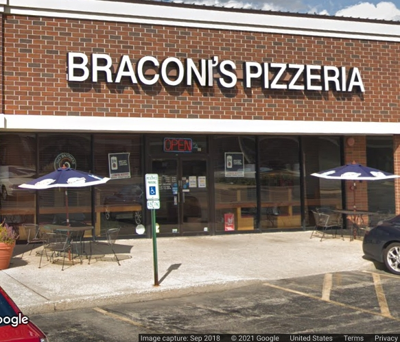 Braconi's Restaurant and Pizzeria is located at 796 Royal St. George Dr. in Naperville. 