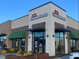 Naperville's Smashburger will be located at 2736 Showplace Dr., marking the sixth location in Illinois for the burger chain. Smashburger opened an Orland Park store in late fall and plans to open an Oak Brook store in the coming months. 