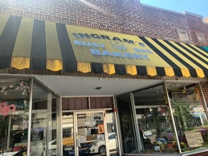 HoneyComb Looks To Open In Former Busy Bee Bakery Location 