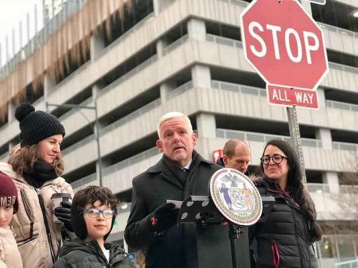  Office of Councilman Jimmy Van Bramer)