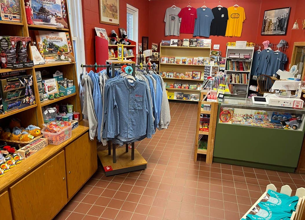 Trolley Treasures Day – Museum Store Sale & Scenic Rides