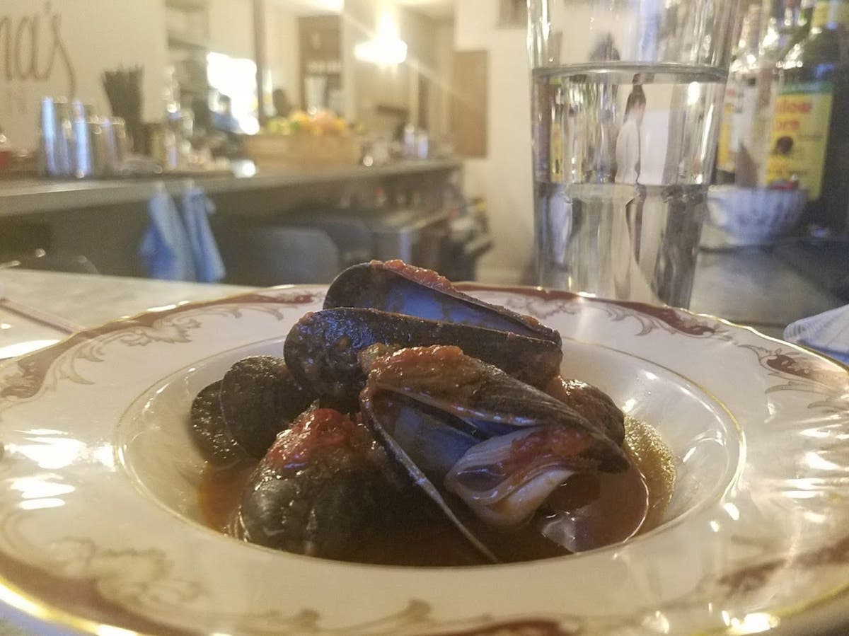 https://patch.com/img/cdn20/users/22926785/20180119/050323/styles/raw/public/processed_images/mussels_fra_diavolo-1516399375-9243.jpg