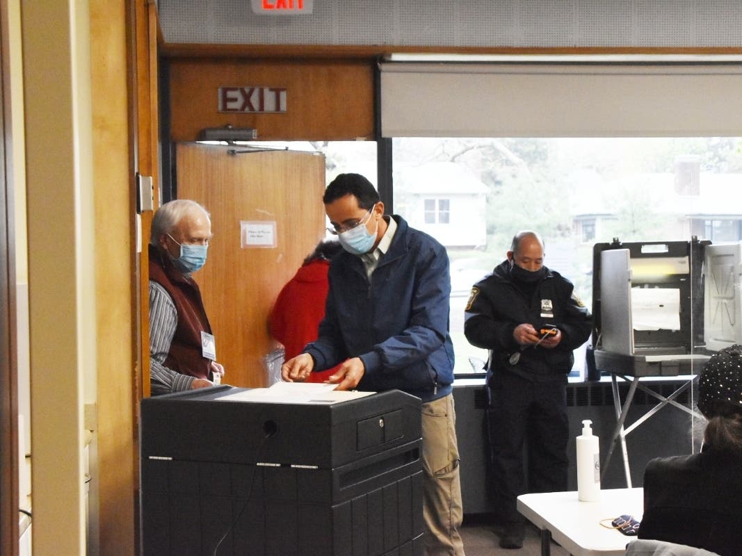 Election 2021 In Brookline: Polls Open, Turnout, Photos - Vimarsana News
