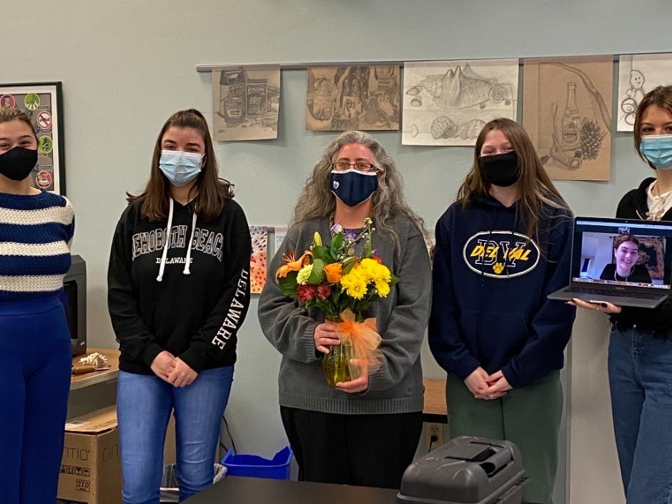 News small post card thumbnail