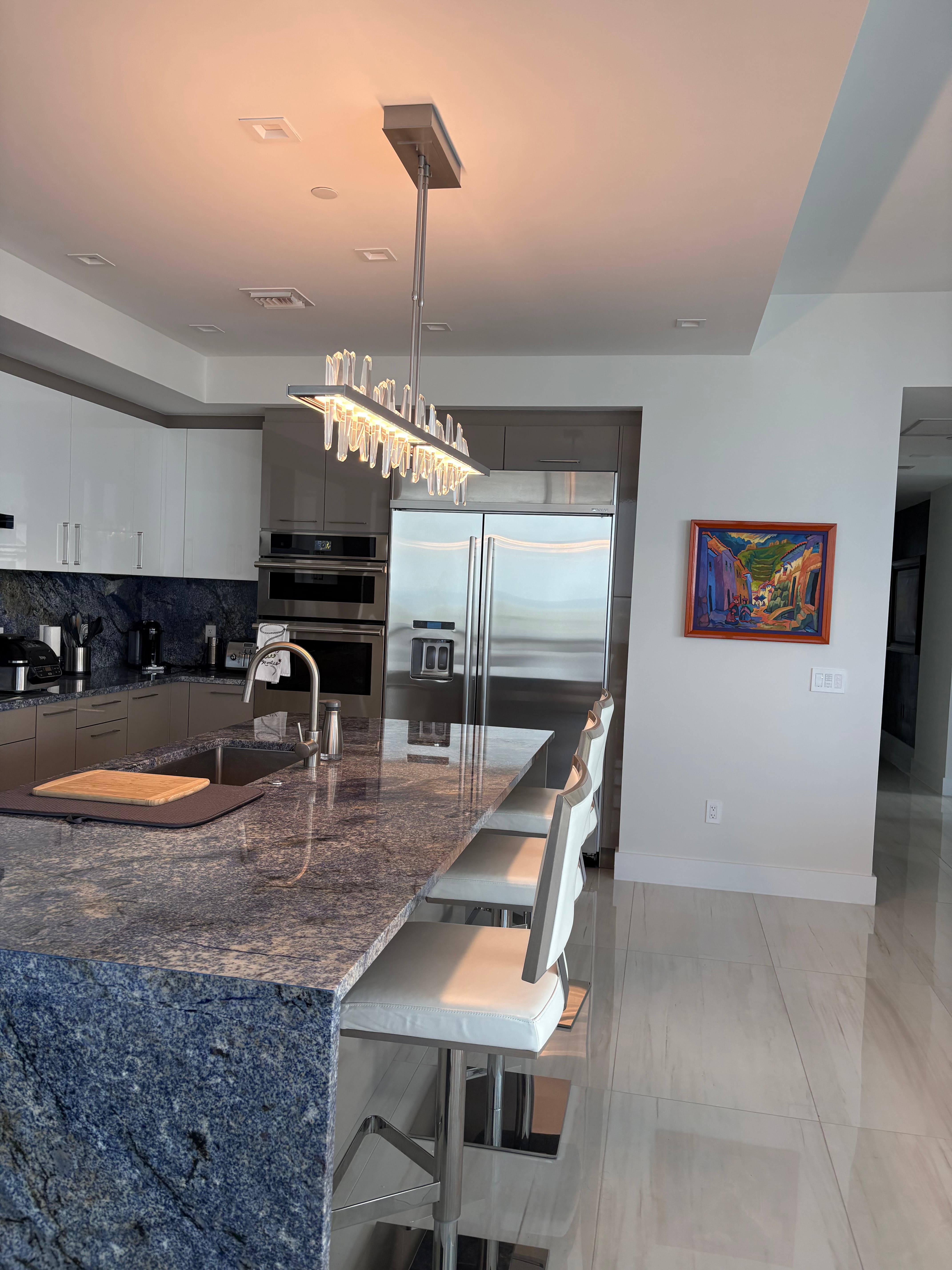 Gorgeous turnkey luxury condo 3 Water Club Way 1401 N Palm Beach FL