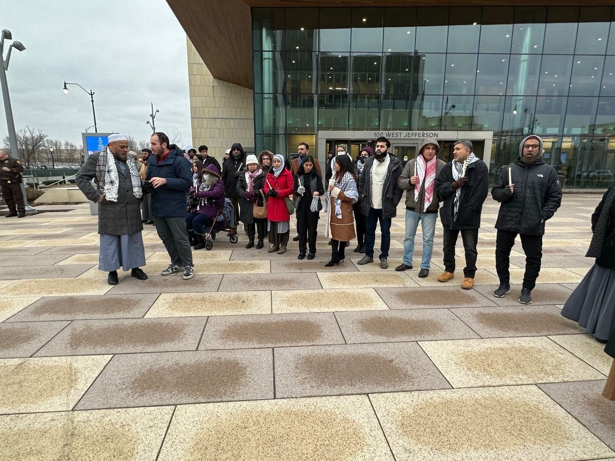 Vigil held to honor slain Muslim boy as attacker appears in court | Des ...