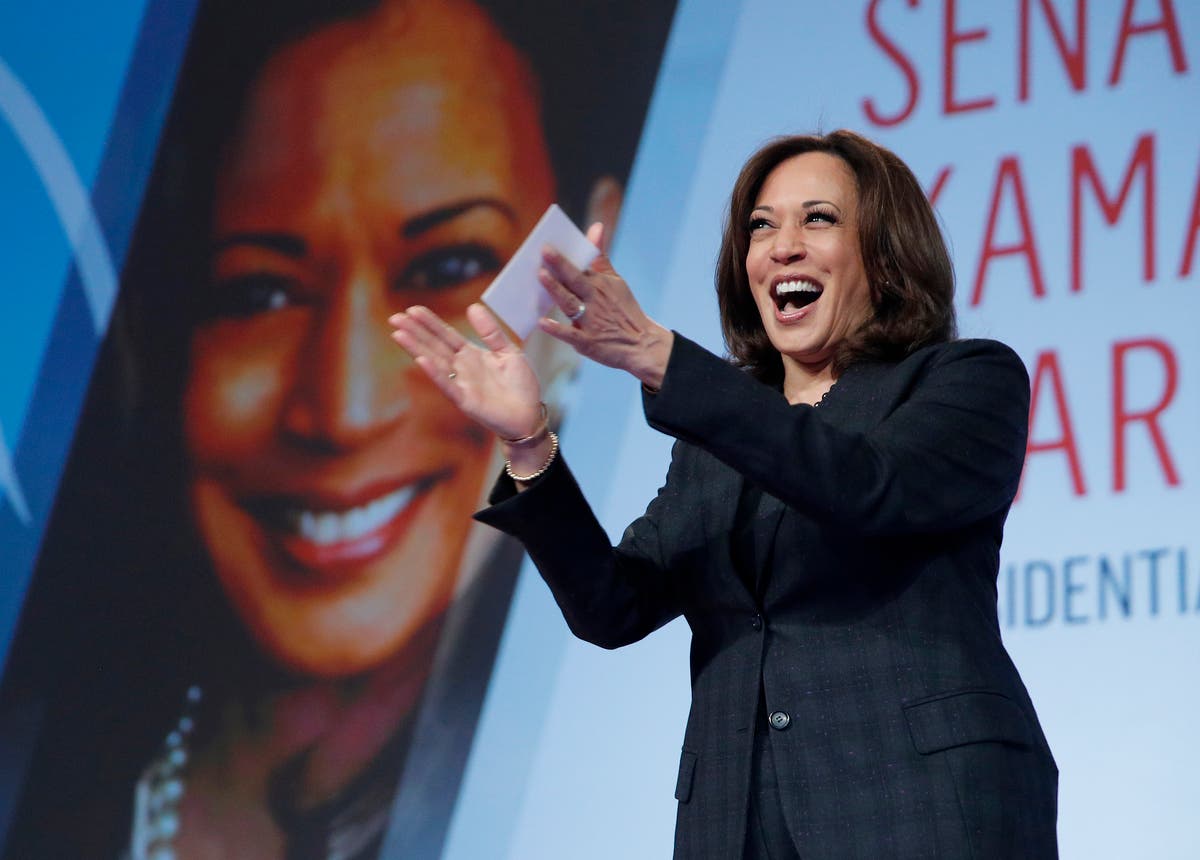  A growing list of Democratic presidential contenders want the U.S. government to legalize marijuana.