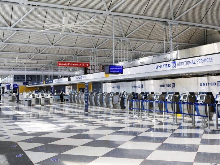 About 40,000 workers in the airline industry are facing layoffs on Thursday, Oct. 1, unless Congress comes up with another aid package. 