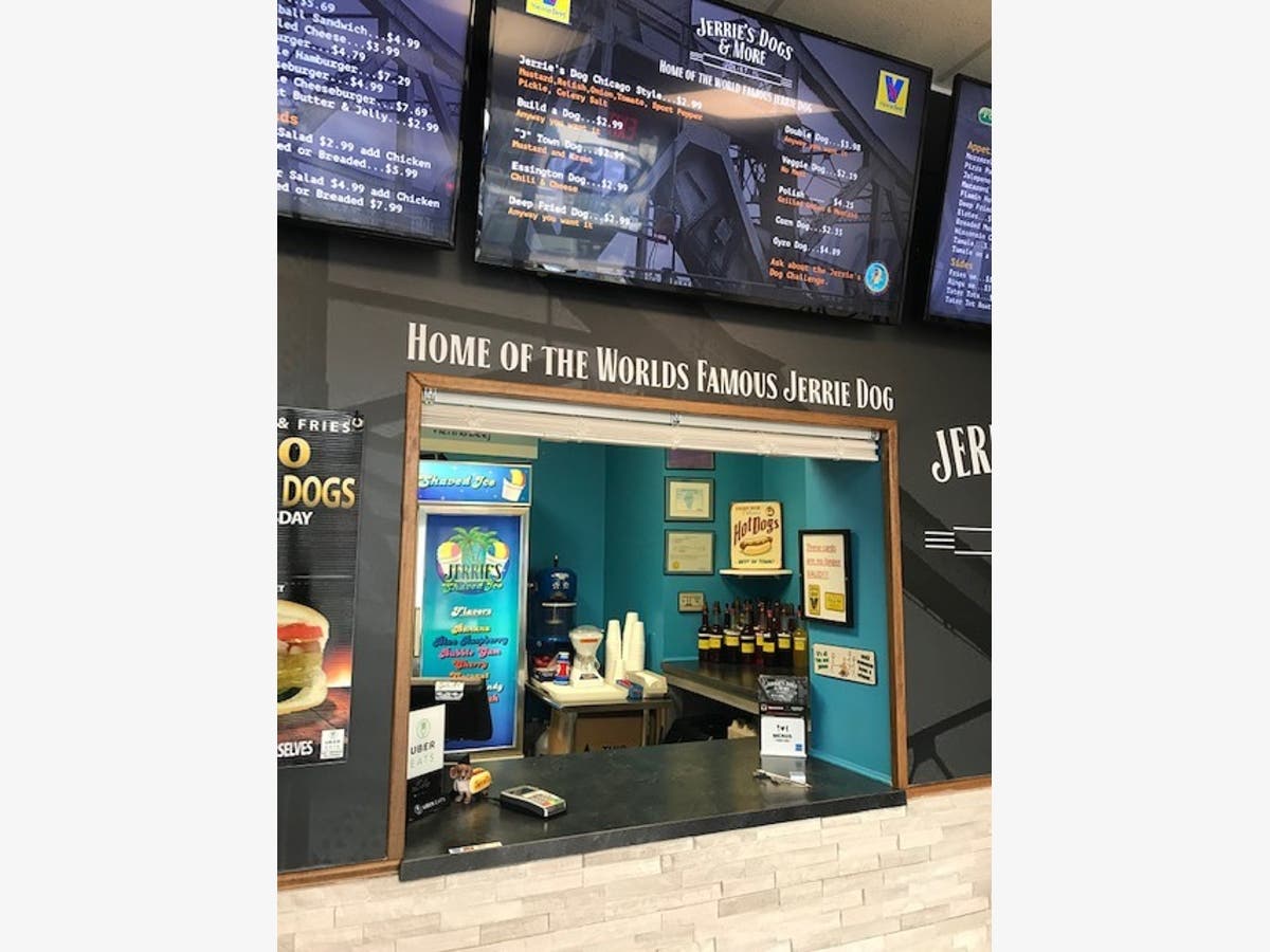 Jerrie's Dogs & More is John Ferak's latest food review column.