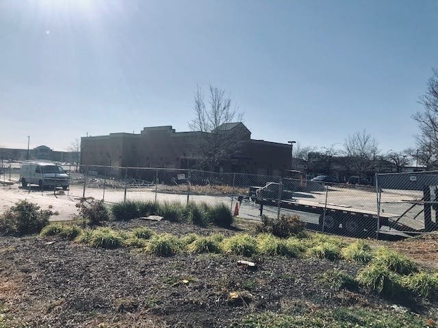 Panera Bread is opening its third restaurant in Joliet. This one will be on West Jefferson Street. 
