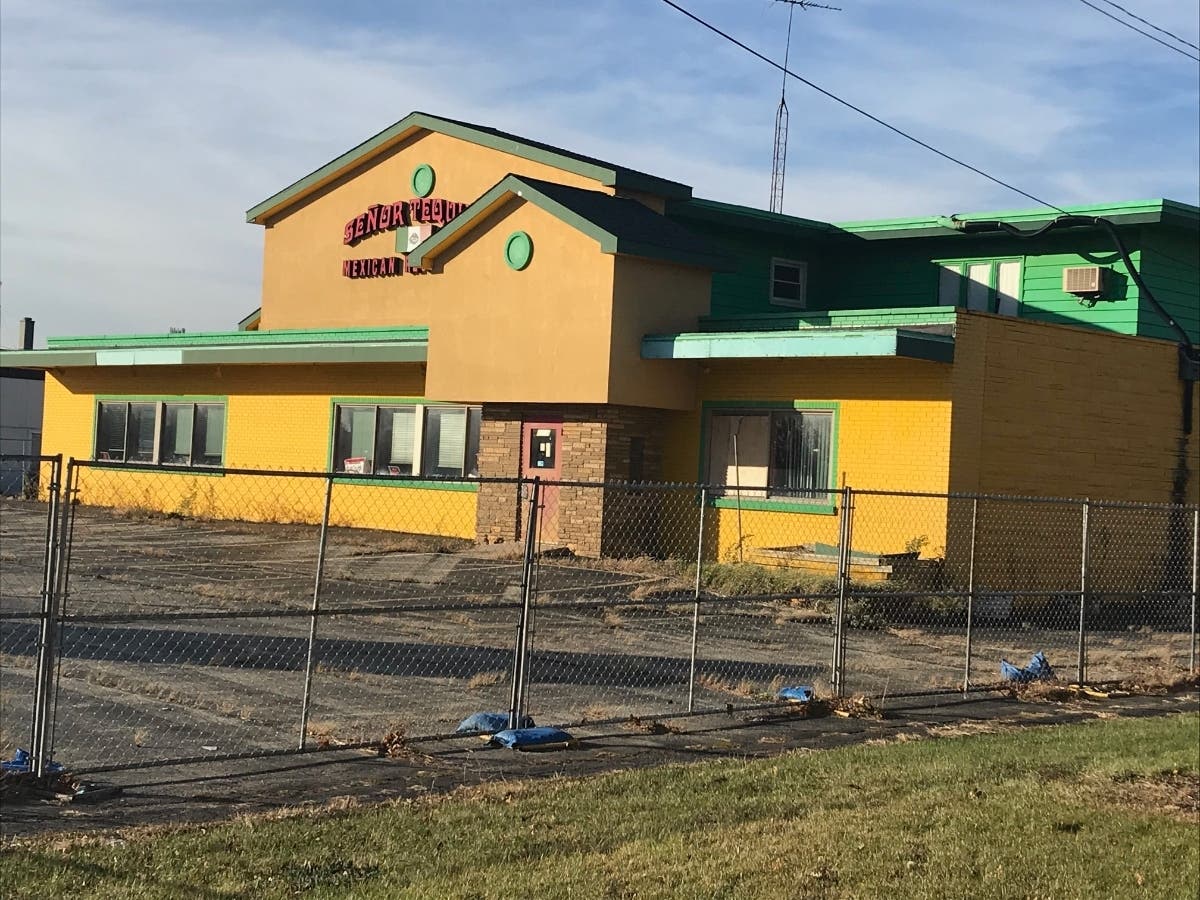 Four years ago, Basinger's Pharmacy convinced Joliet that it would tear down this property and build a new pharmacy and liquor store on the site. It never happened.