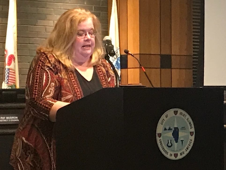 Formerly of California, Theresa Rouse has been superintendent of Joliet Public School District 86 since 2016.