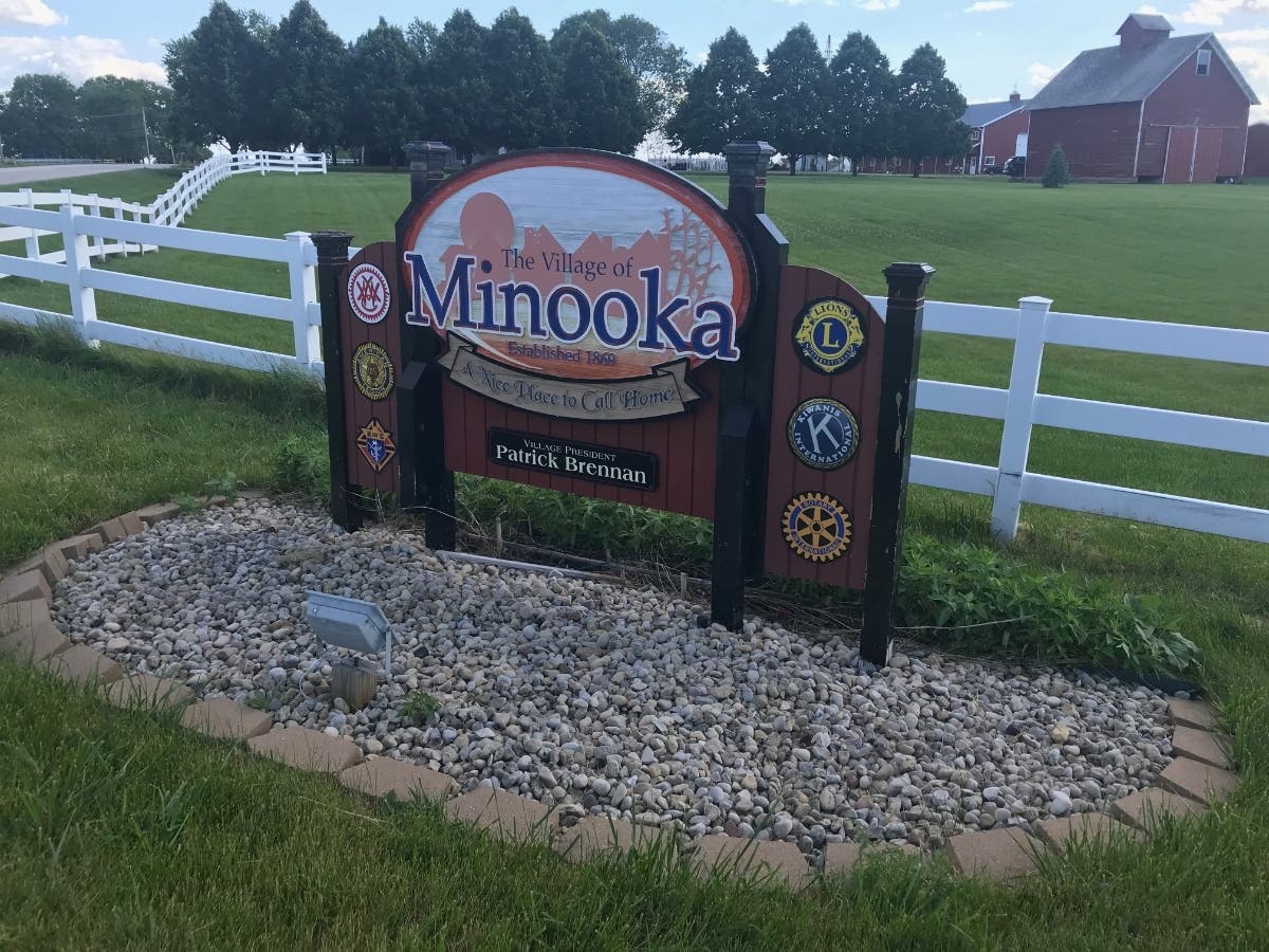 A Minooka man was arrested Thursday morning in connection with a shooting that left his girlfriend hospitalized in Maywood at Loyola. 