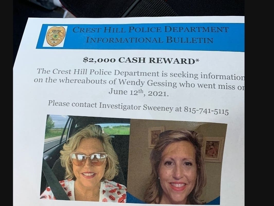 Crest Hill police announced that a $2,000 cash reward is being offered by the family of Wendy Gessing in hopes of finding her. 