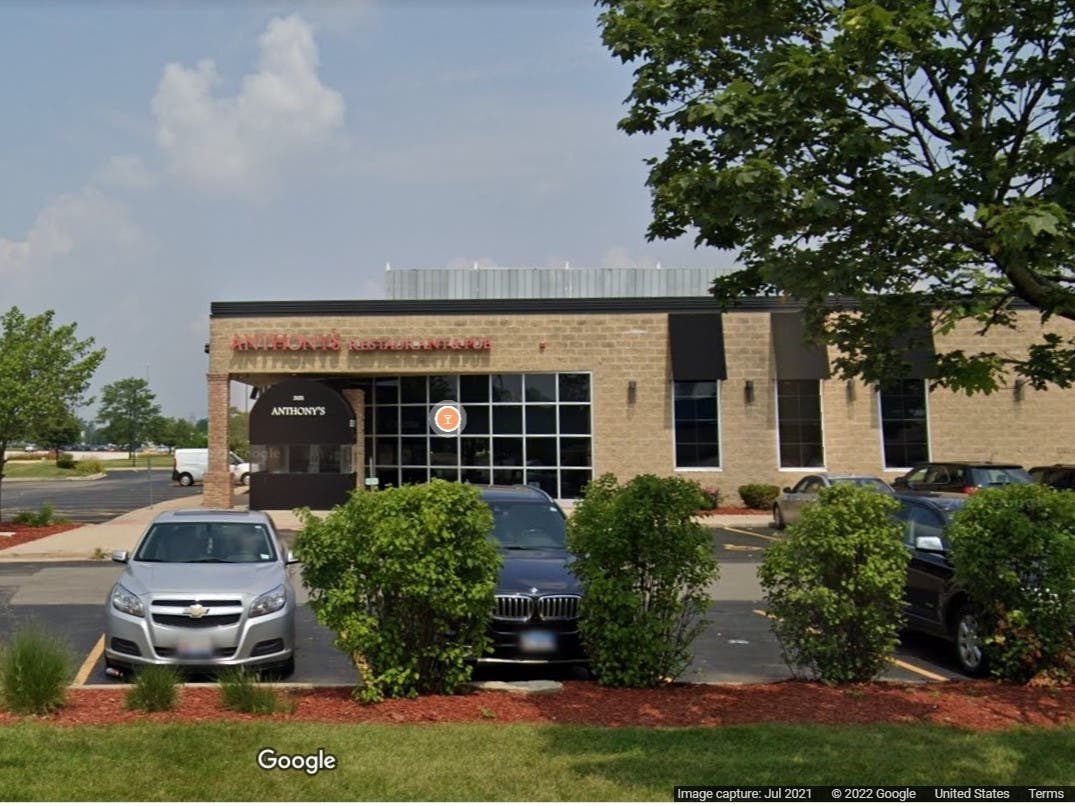 Joliet police have made their first two arrests so far this year at Anthony's Restaurant & Pub. The two detainees were David Croom and Erreon Bolden, both of Bolingbrook. 