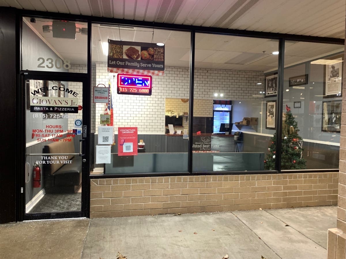 The restaurant was locked, and no employees were inside the Giovan Jr.'s Pasta & Pizzeria on Thursday. The phone keeps ringing if you call, but there is no answering machine message to let customers know Giovan's is closed.
