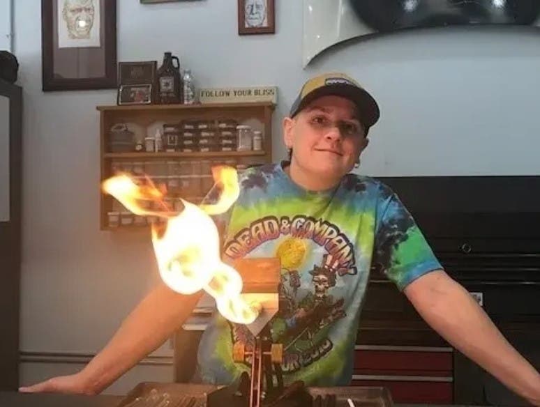 News small post card thumbnail