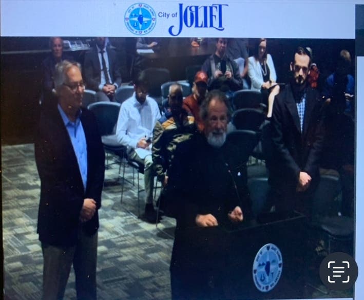 "I'd like to thank whoever leaked the fact that Bill Murray was part of the group because it's gotten us some coverage," Mike Veeck told Joliet's City Council Monday night.