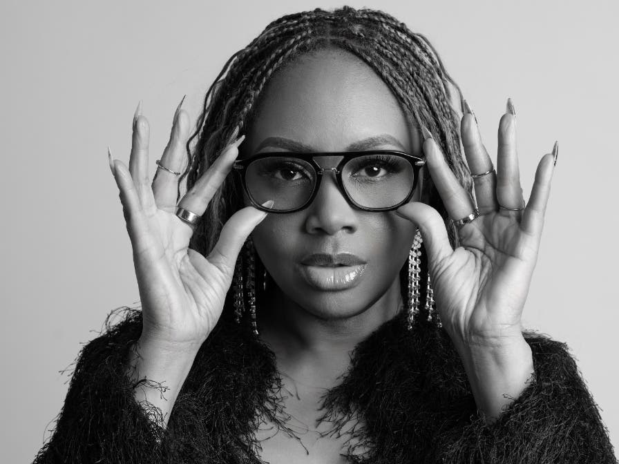 "We can’t wait for our guests to experience her soul and incredible performance up close on our stage,” declared Ruben Warren, Vice President and General Manager of Hollywood Casino Joliet.