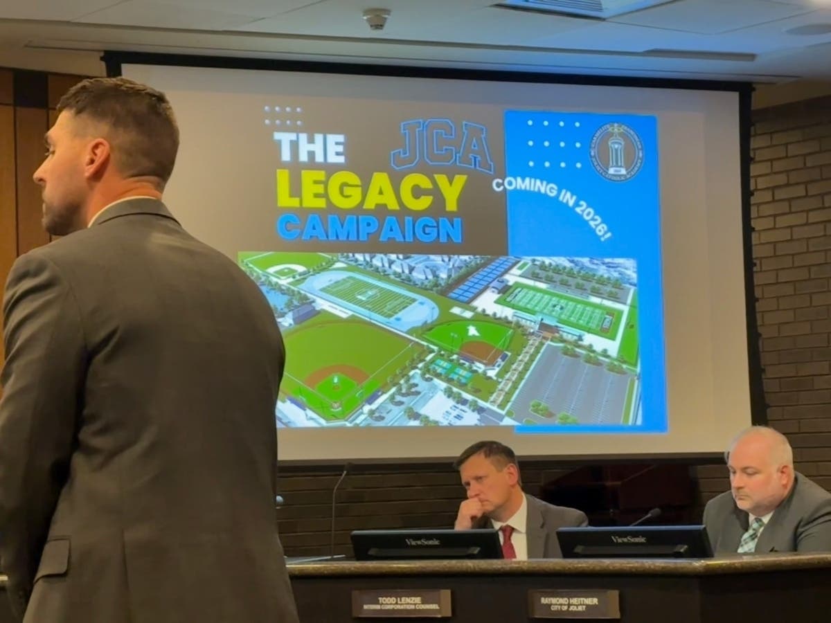 Joliet Catholic Academy's proposed new high school stadium project received unanimous approval from the Joliet Planning Commission on November 20. The project came up for a final vote for Tuesday's Joliet City Council meeting. 