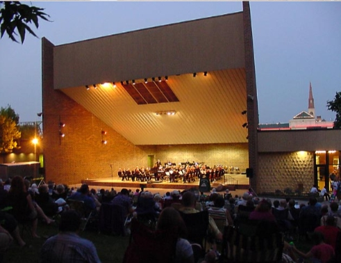  The City of Joliet is proud to partner with the Joliet Drama Guild to present Bridge to Broadway, a dynamic drama and tech summer camp designed for children and youth ages 5 to 18.