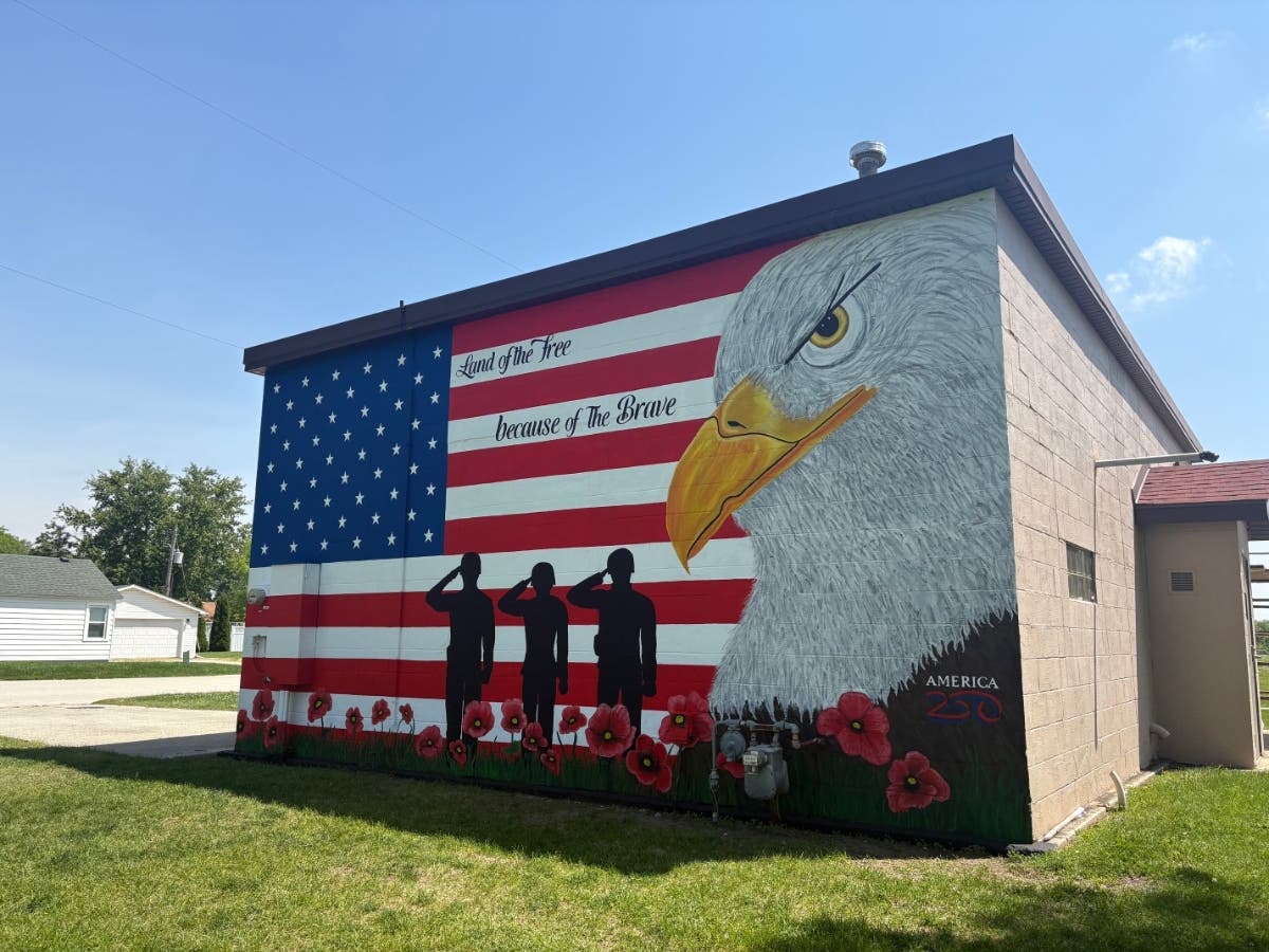 Minooka Village President Ric Offerman remarked: “This project both beautifies our downtown as well as honors our service members, both current and past."