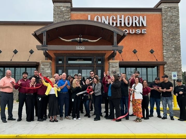 It's official, Joliet is now the proud home to a Longhorn Steakhouse. It's at The Boulevards.