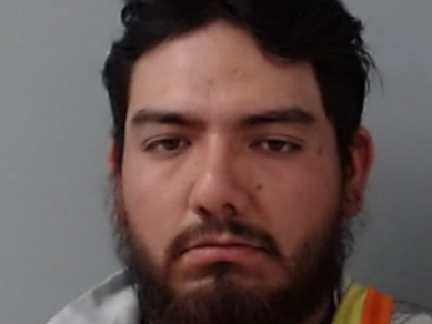 Arrest reports indicate that the officers met with Alvarado and the officers ran Alvarado’s information through the MDC.