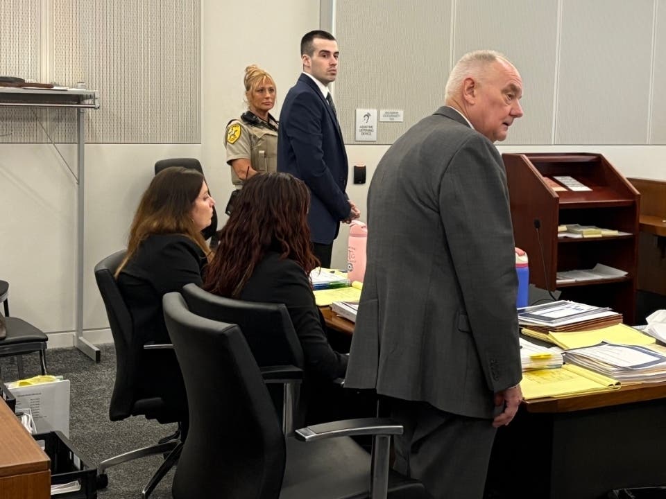 According to the videos and text messages, prosecutors say Shorewood's Jon Hansen got into a scuffle inside the Louis Joliet Mall on a previous occasion with some apparent Vice Lords.