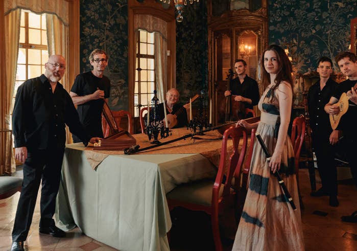 Emi Ferguson & Ruckus "Fly the Coop": Bach Sonatas and Preludes