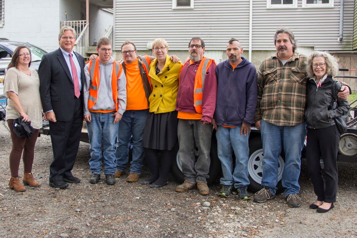 News small post card thumbnail