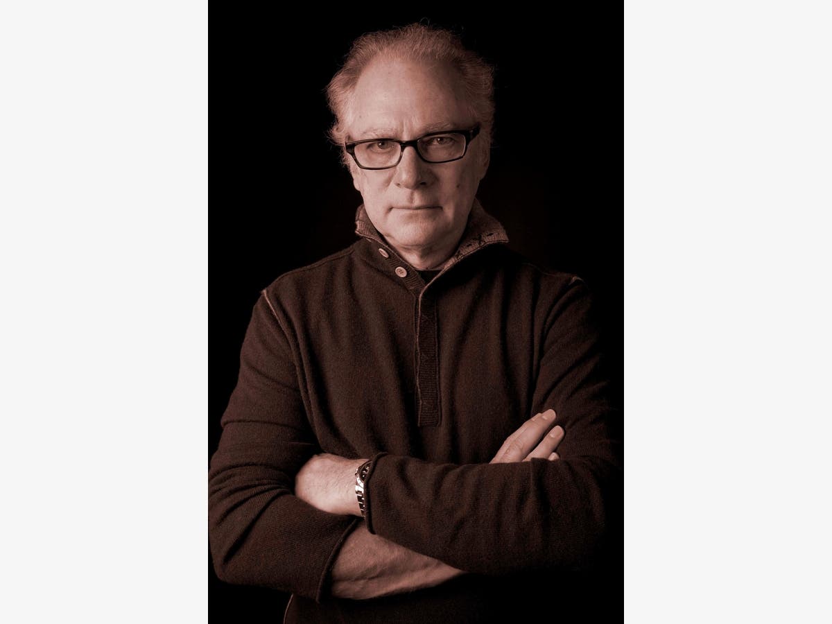 https://patch.com/img/cdn20/users/22949620/20180419/031401/styles/raw/public/processed_images/1barry_levinson-1524165201-2958.jpg