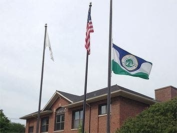 News small post card thumbnail