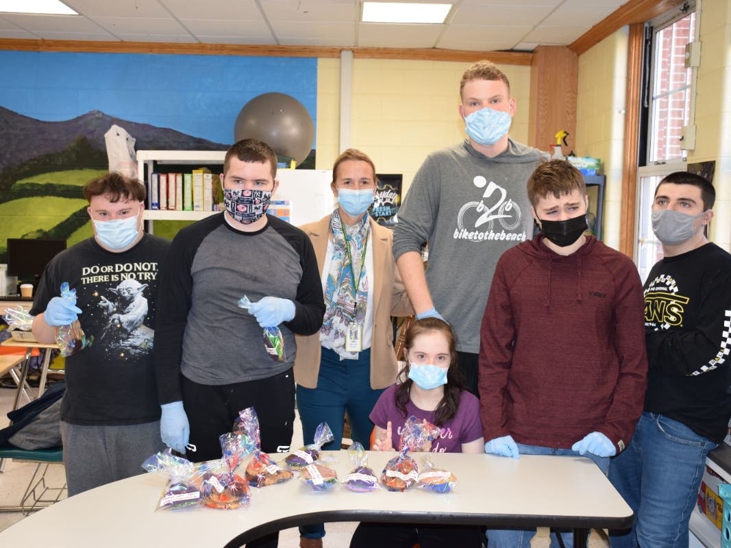 News small post card thumbnail