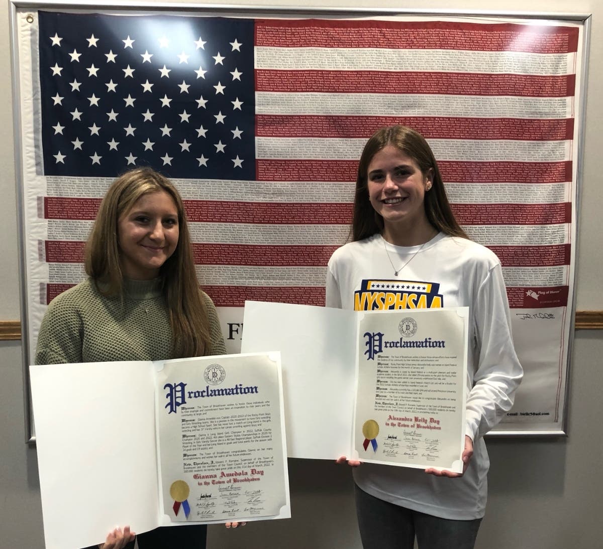 News small post card thumbnail