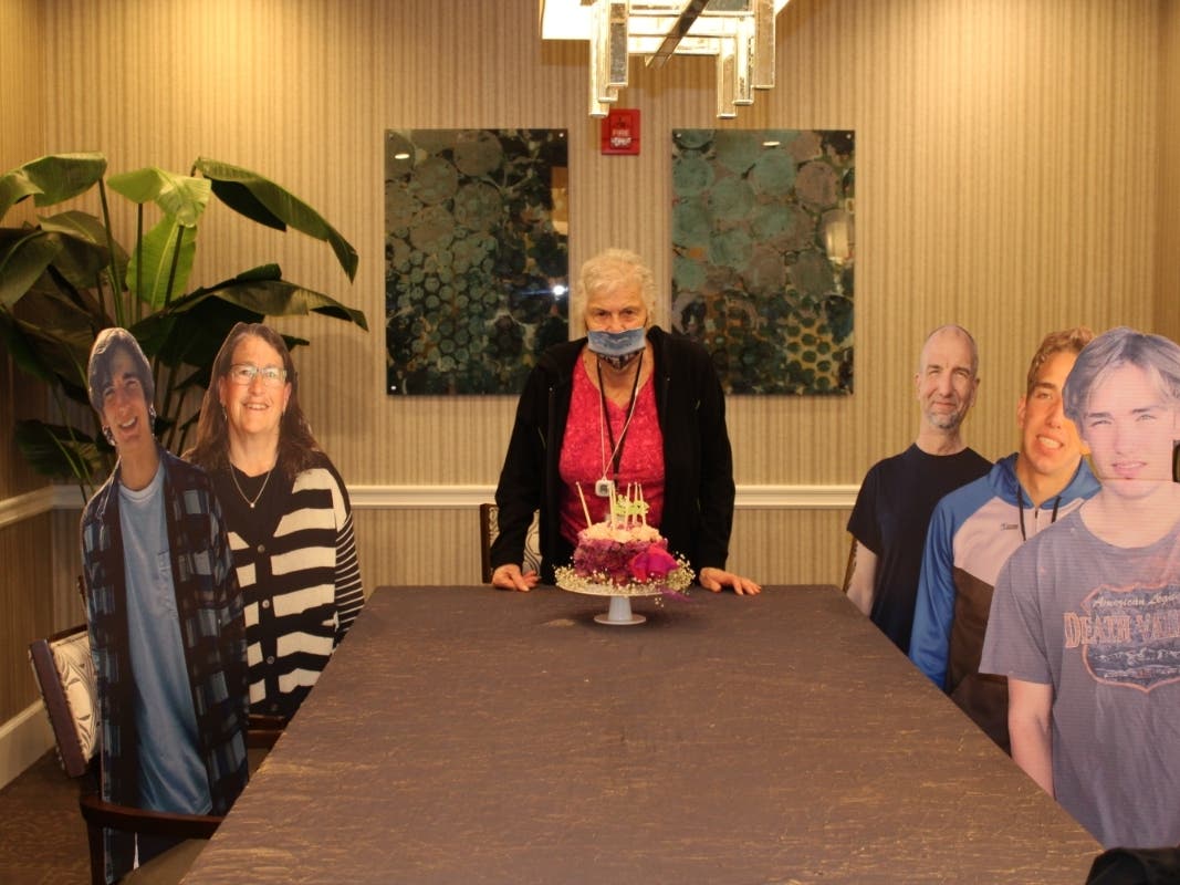 News small post card thumbnail