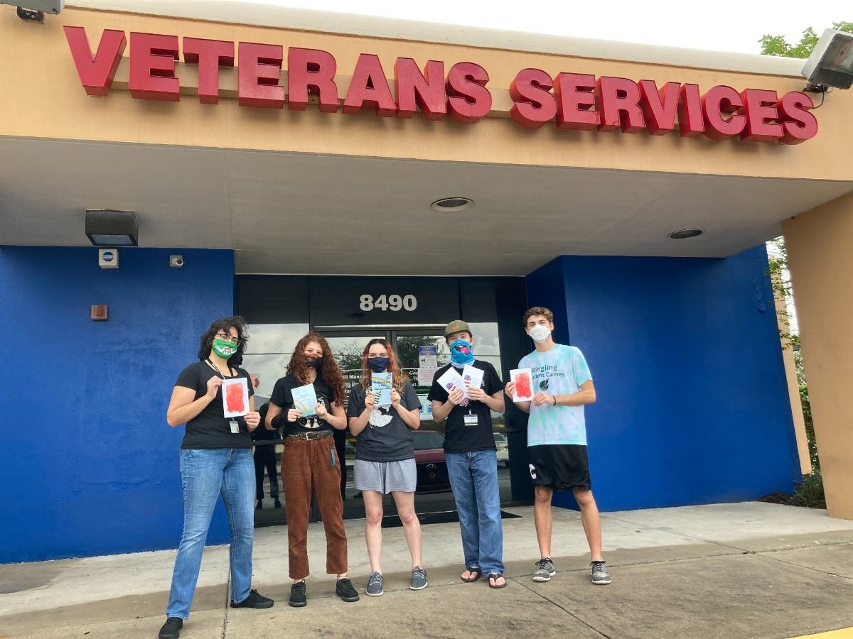 News small post card thumbnail