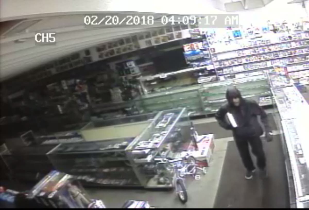 Dearborn Break-in: Police Ask For Help Identifying Thieves | Dearborn ...