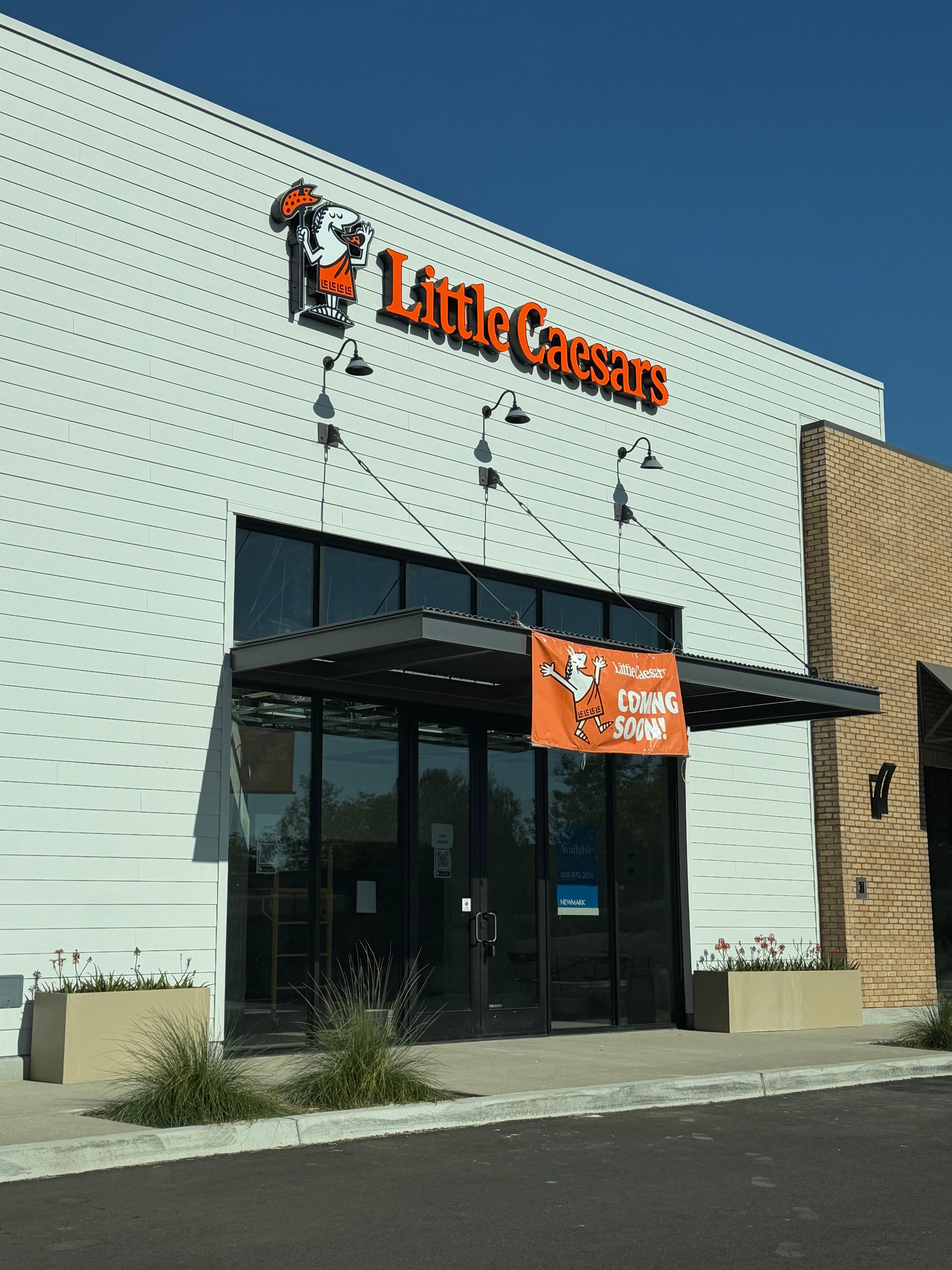 Vista Little Caesars Grand Opening - Free Pizza For A Year Giveaway! 