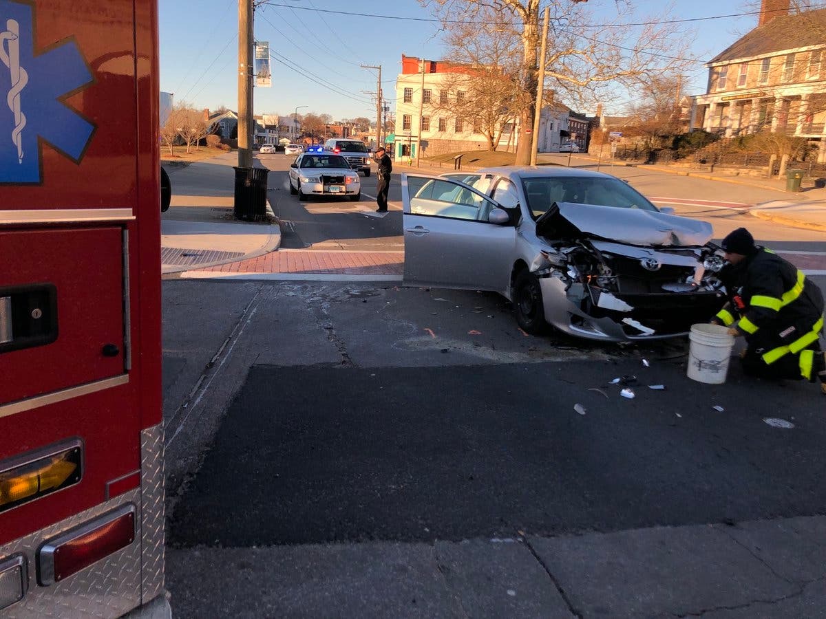 Car Wreck With Injuries In New London New London, CT Patch