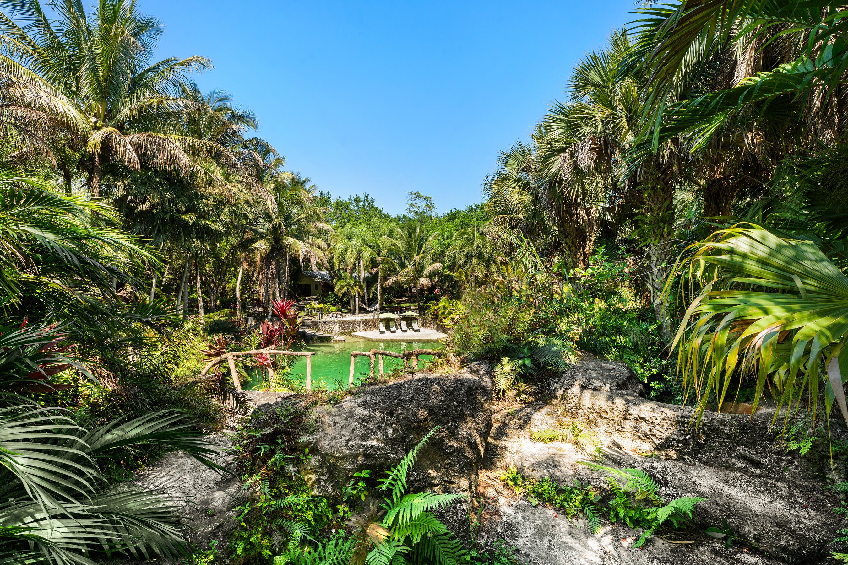 Jill Eber of The Jills Zeder Group Lists "Breezy Oaks" for $17.999 Million