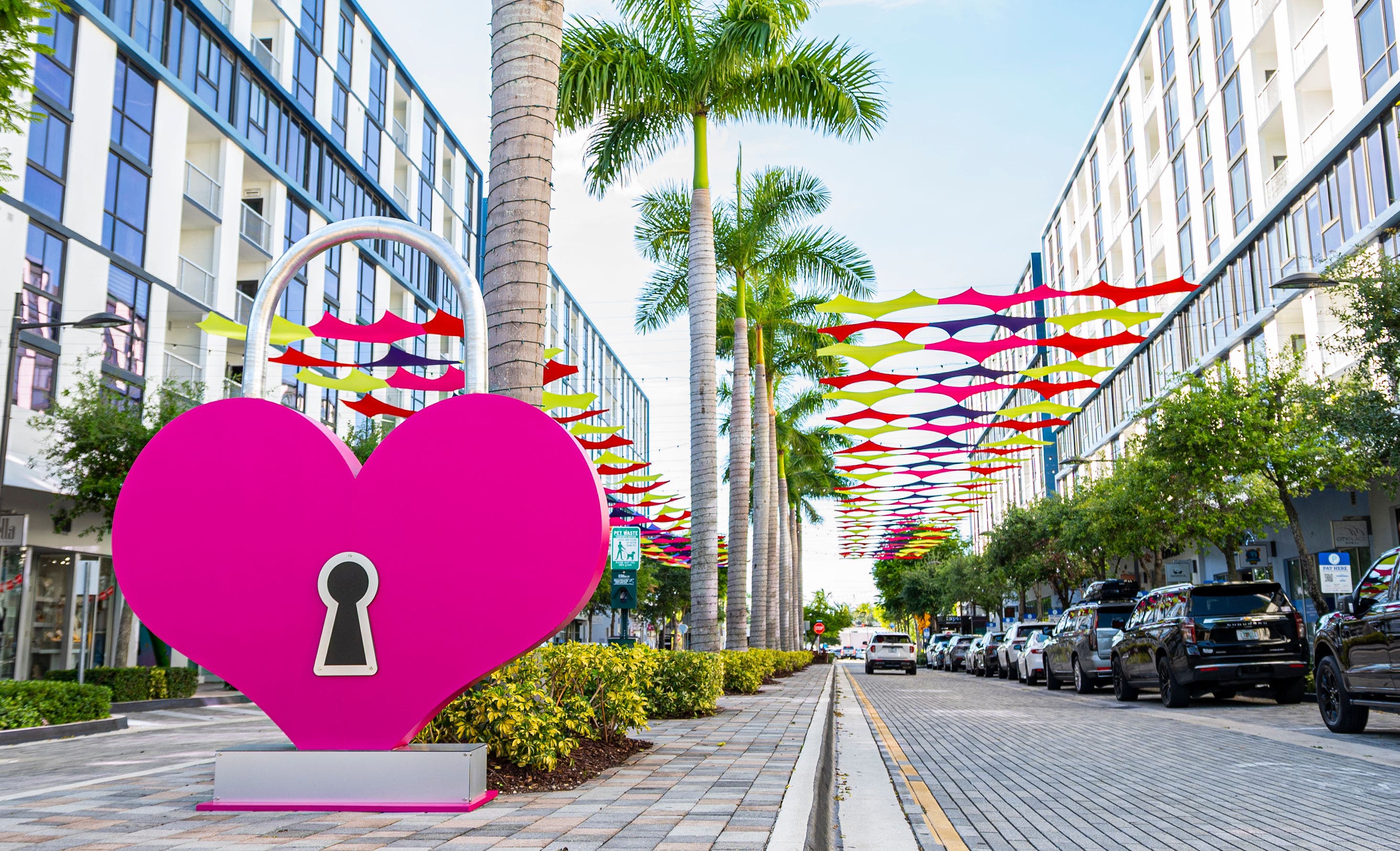 CityPlace Doral Summer Art Installation “Summer Lovin’” is Now Open