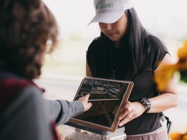 News small post card thumbnail