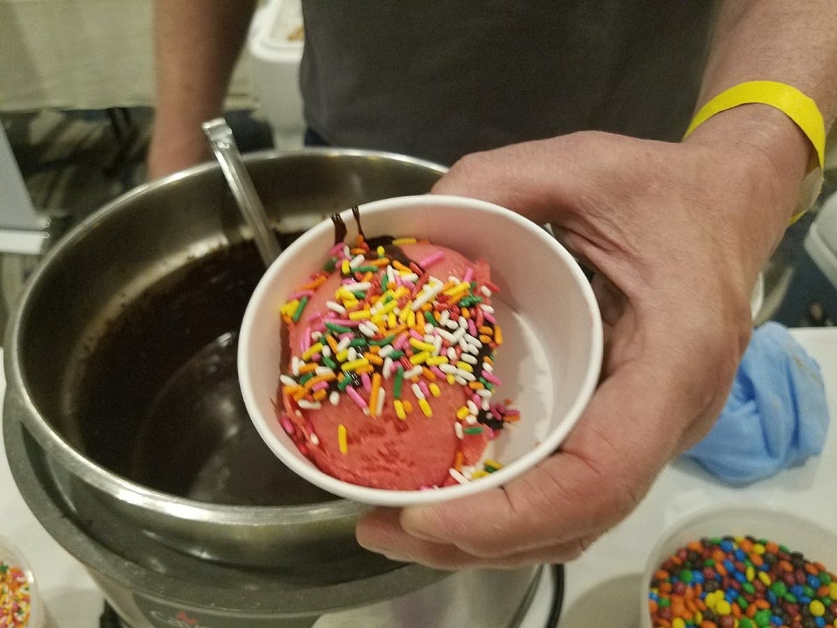 Salem Ice Cream Parlor Reopens Debate Sprinkles Or Jimmies? Salem