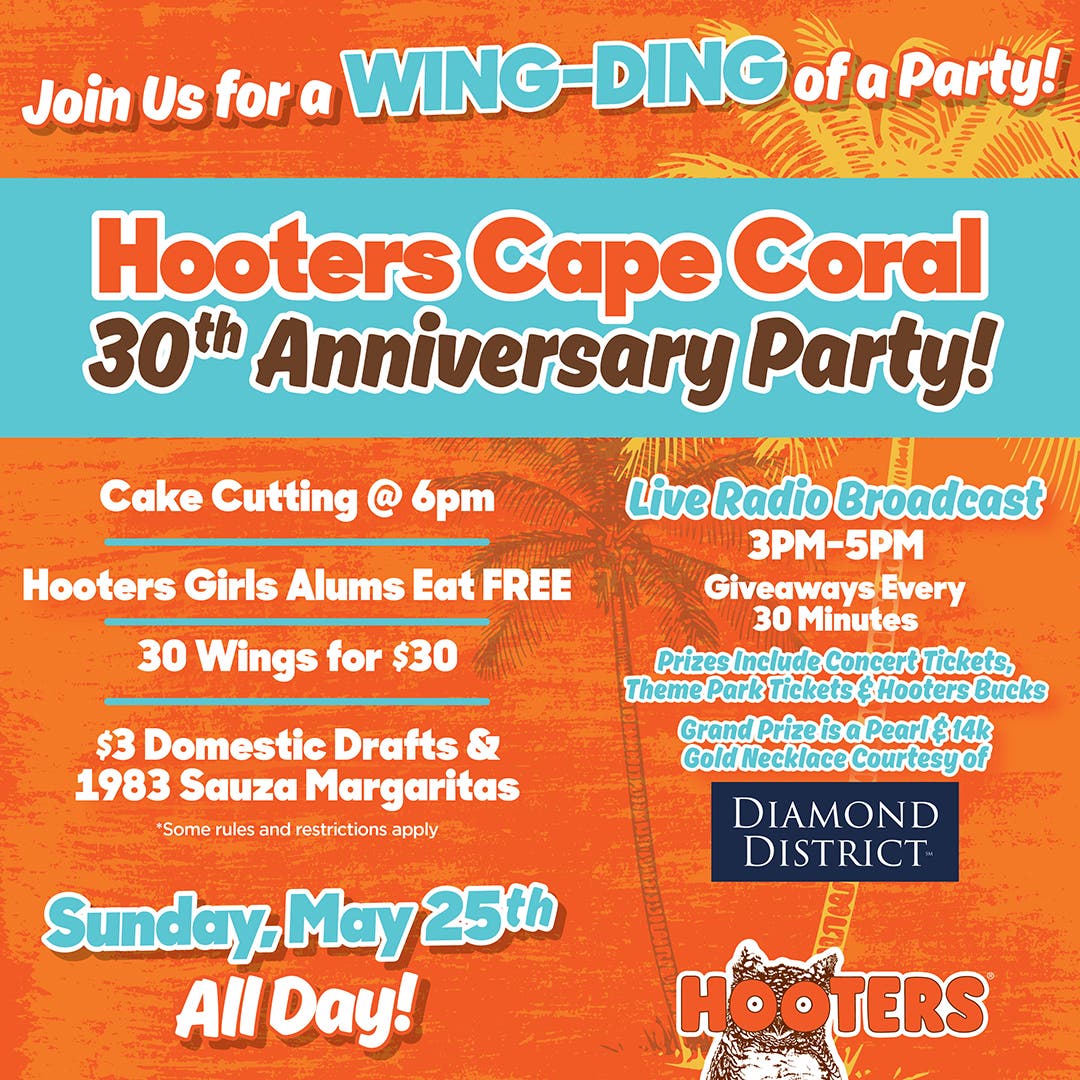 Hooters of Cape Coral Turns 30   
