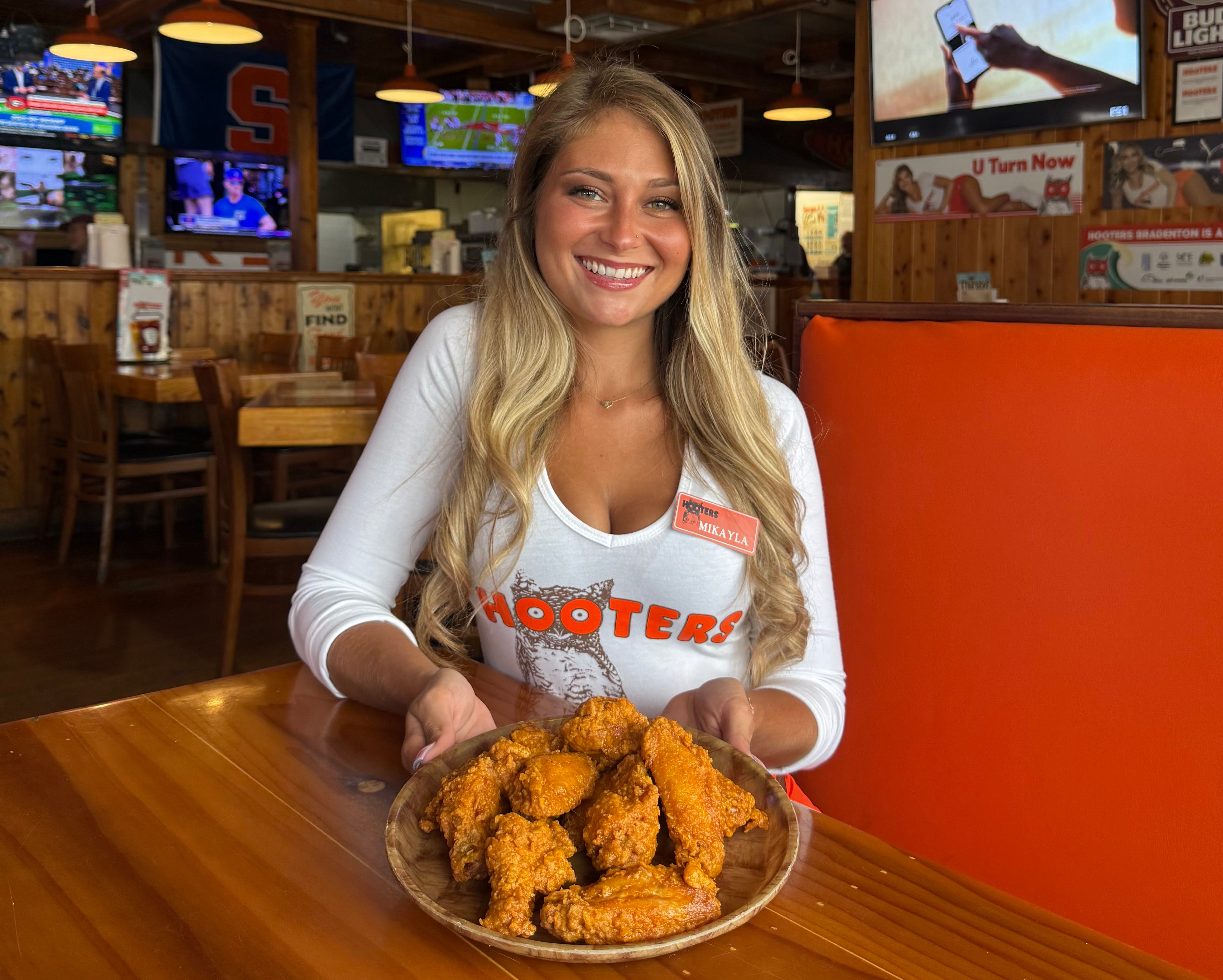Hooters Celebrates National Chicken Wing Day with a Buy 10, Get 10 for Free Deal
