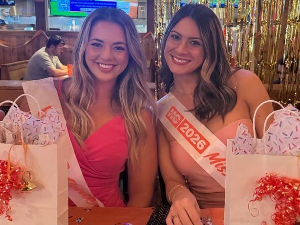 Get Your 2026 Hooters Calendars Signed at Aurora Hooters