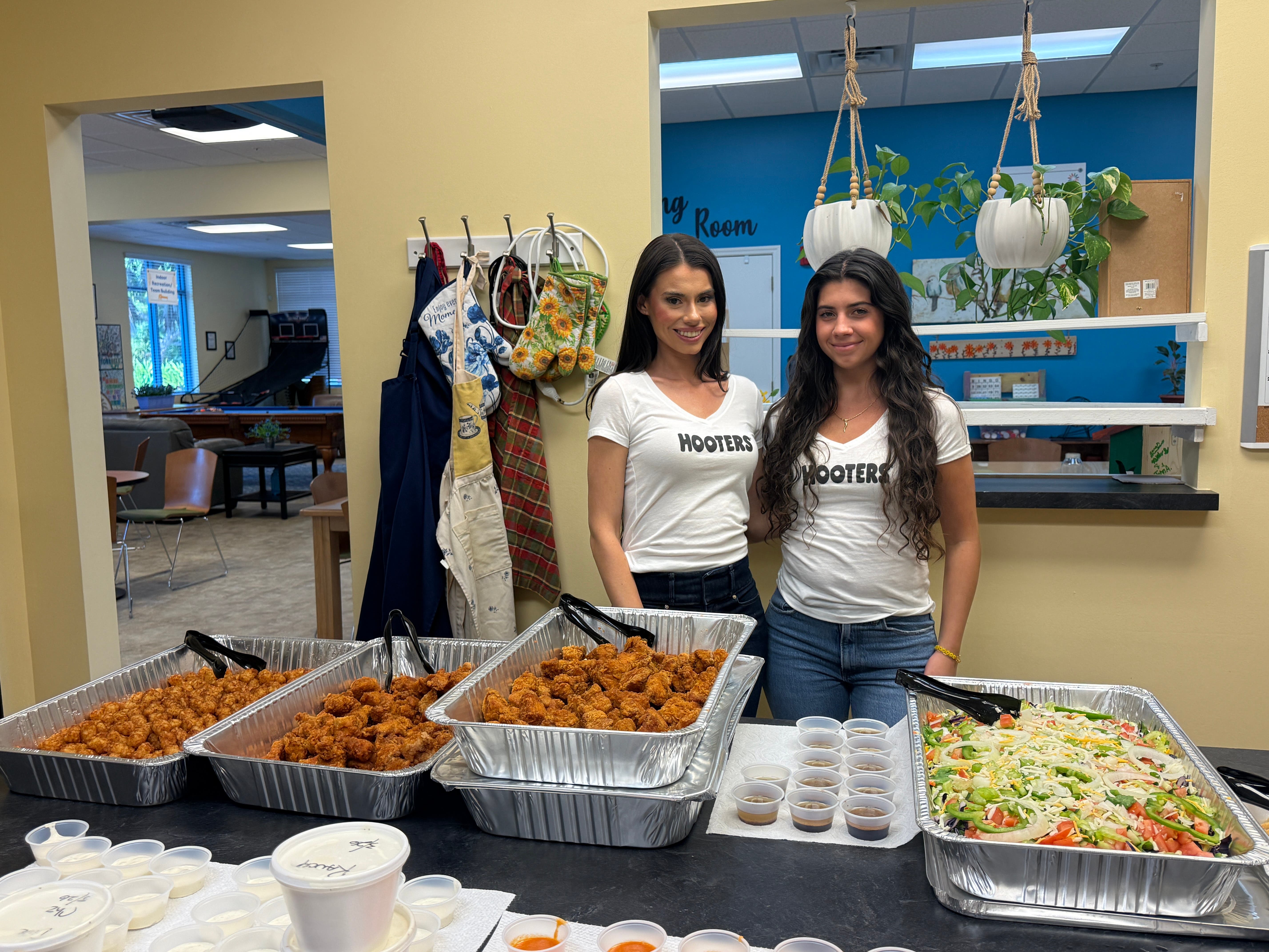 SWFL Hooters Employees Make Monthly Visit to Valerie’s House