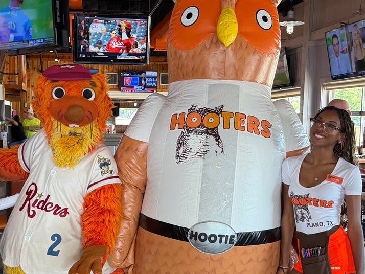 Meet the Mascots and Kids Eat Free at Hooters Plano