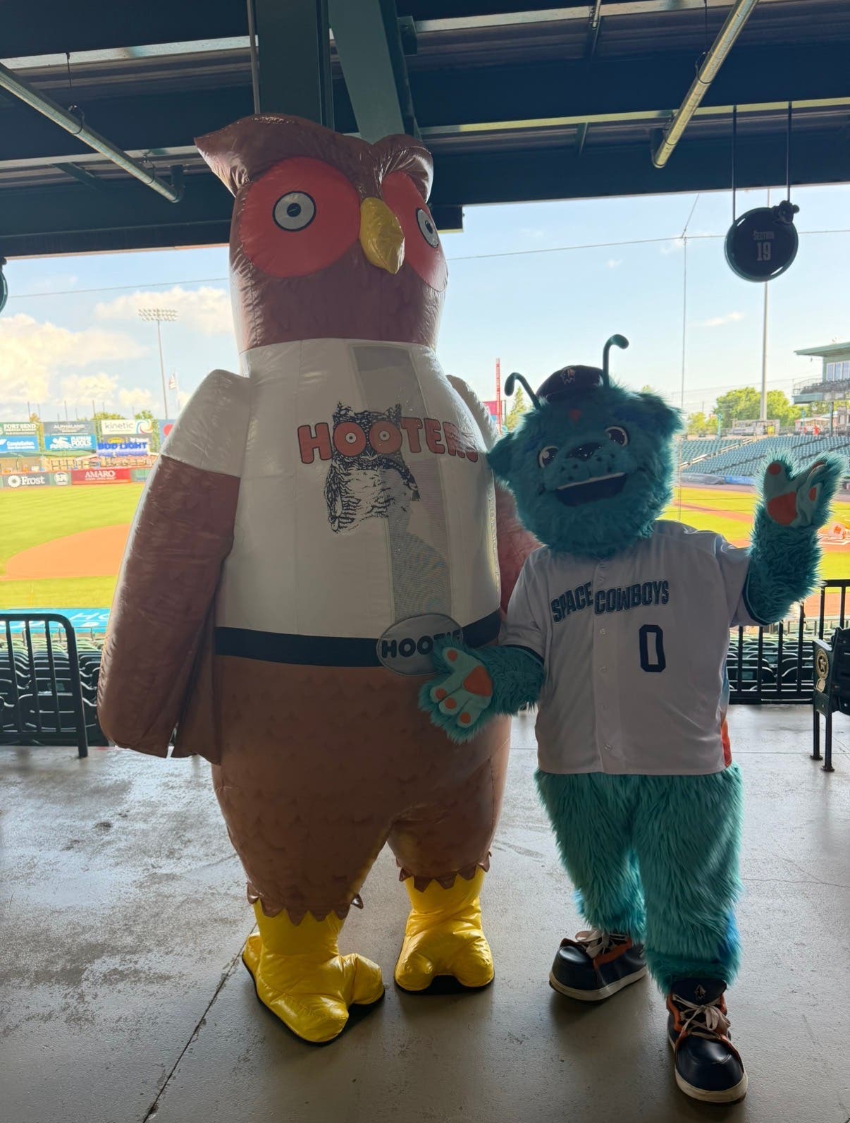 Meet the Mascots and Kids Eat Free at Hooters Sugar Land on September 12